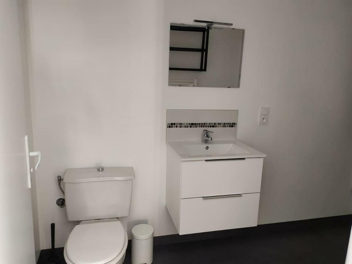 Duplex Plein Centre Ville 10B Malestroit 外观 照片