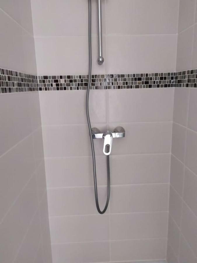 Duplex Plein Centre Ville 10B Malestroit 外观 照片