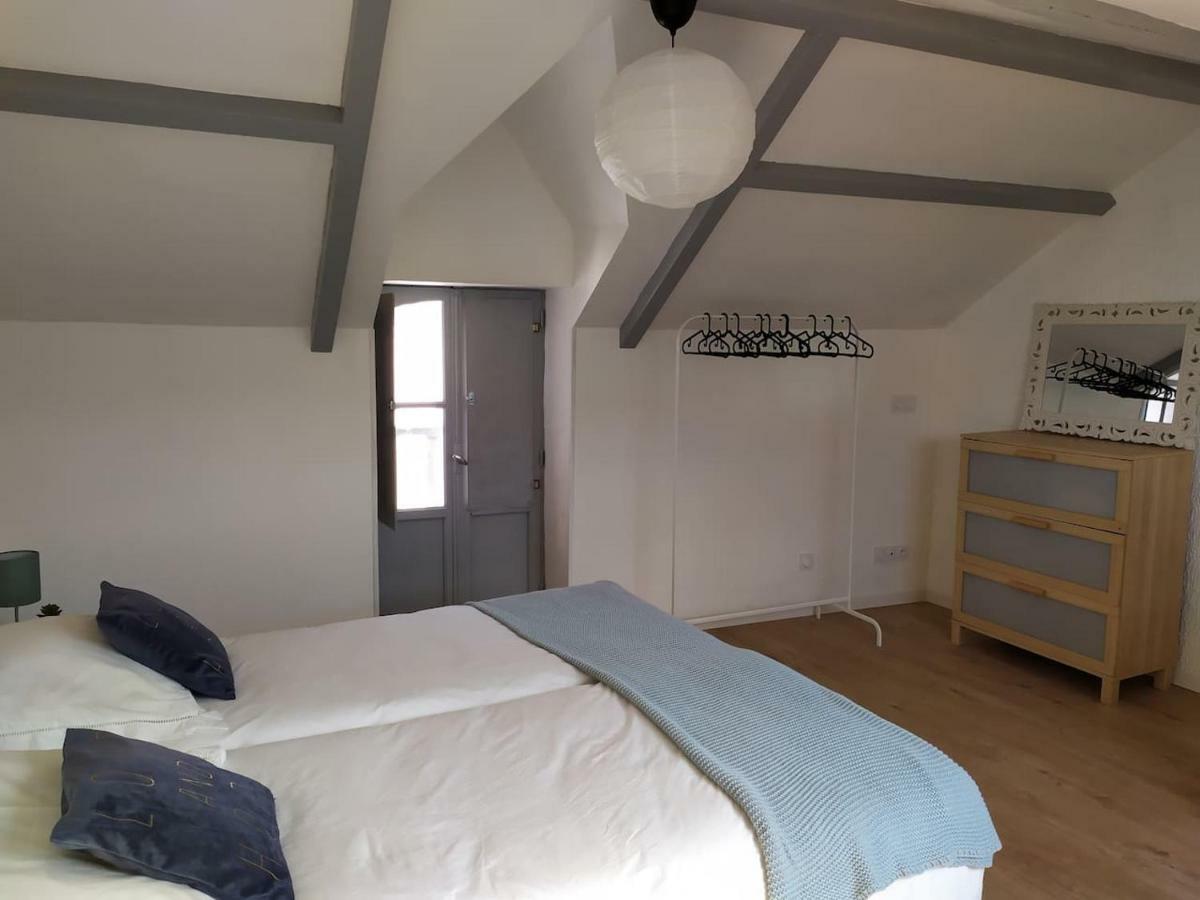 Duplex Plein Centre Ville 10B Malestroit 外观 照片